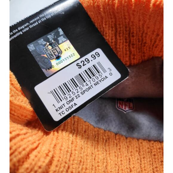 NWT Denver Broncos Sports Knit Pom Beanie Fleece Lining OSFA‎ Unisex - Picture 6 of 6